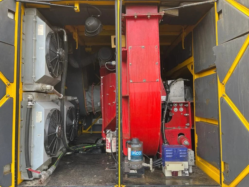 Leasing Mercedes-Benz Actros 3248 8X4 TRIDEM MTS DINO 12 SAUGBAGGER/SUCTIONEXAVATOR/GRONDZUIGER Mercedes-Benz Actros 3248 8X4 TRIDEM MTS DINO 12 SAUGBAGGER/SUCTIONEXAVATOR/GRONDZUIGER: φωτογραφία 15