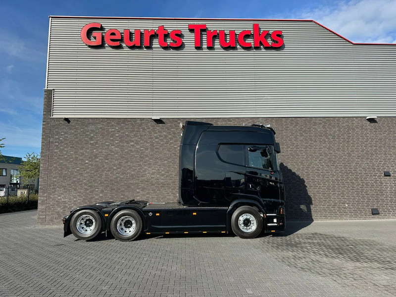 Scania S660 V8 6X2 LONGLINE SPECIAL INTERIOR BUFFL TREKKER MET HYDRAULIEK / SATTELZUG / TRACTOR UNIT / CAMIÓN - Τράκτορας: φωτογραφία 4 Scania S660 V8 6X2 LONGLINE SPECIAL INTERIOR BUFFL TREKKER MET HYDRAULIEK / SATTELZUG / TRACTOR UNIT / CAMIÓN - Τράκτορας: φωτογραφία 4