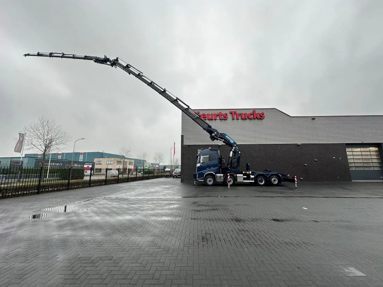 Volvo FH 16.650 8X2 + EFFER 1855/8S + JIB 6S HEAVY DUT - Τράκτορας: φωτογραφία 5 Volvo FH 16.650 8X2 + EFFER 1855/8S + JIB 6S HEAVY DUT - Τράκτορας: φωτογραφία 5