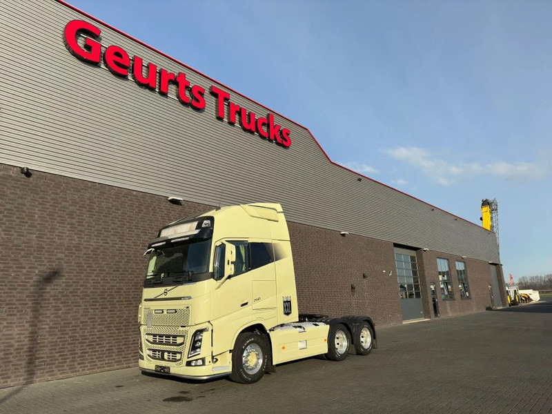 Volvo FH 16.750 6X4 XXL CABINE TREKKER/SZM/TRACTOR - Τράκτορας: φωτογραφία 2 Volvo FH 16.750 6X4 XXL CABINE TREKKER/SZM/TRACTOR - Τράκτορας: φωτογραφία 2