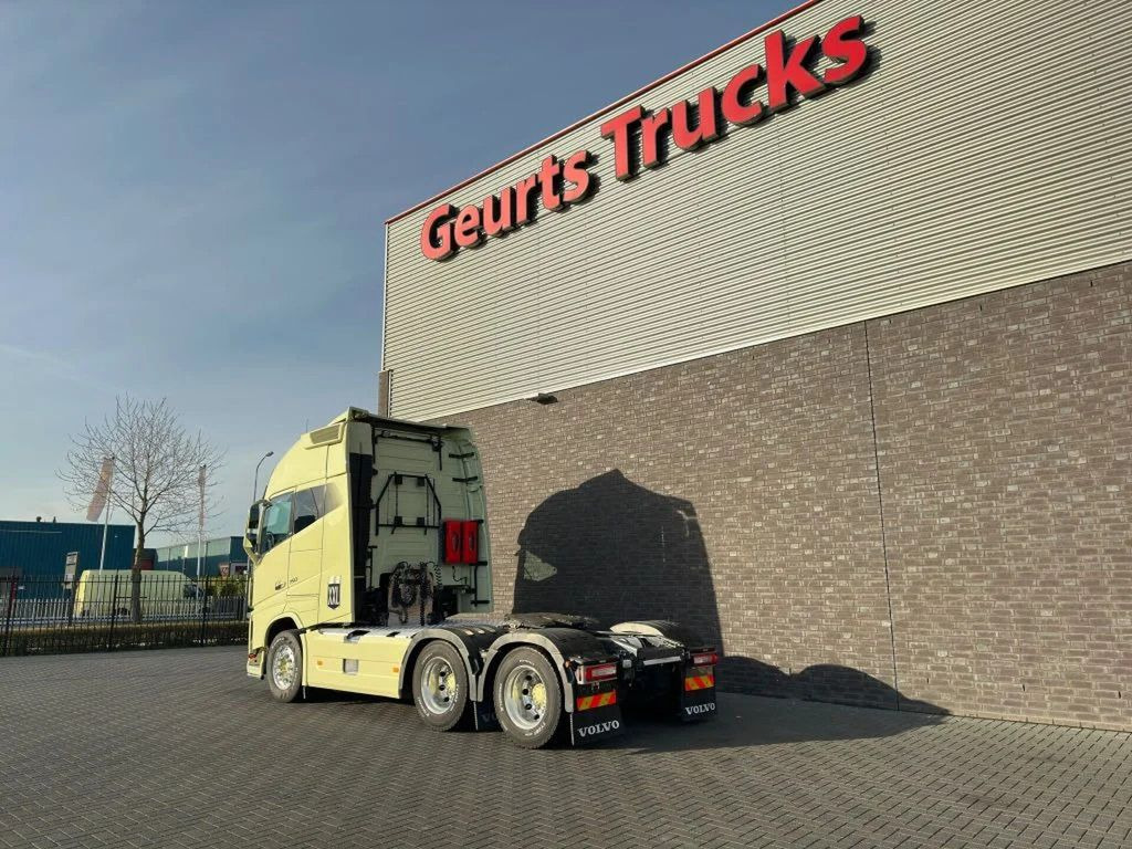 Volvo FH 16.750 6X4 XXL CABINE TREKKER/SZM/TRACTOR - Τράκτορας: φωτογραφία 3 Volvo FH 16.750 6X4 XXL CABINE TREKKER/SZM/TRACTOR - Τράκτορας: φωτογραφία 3