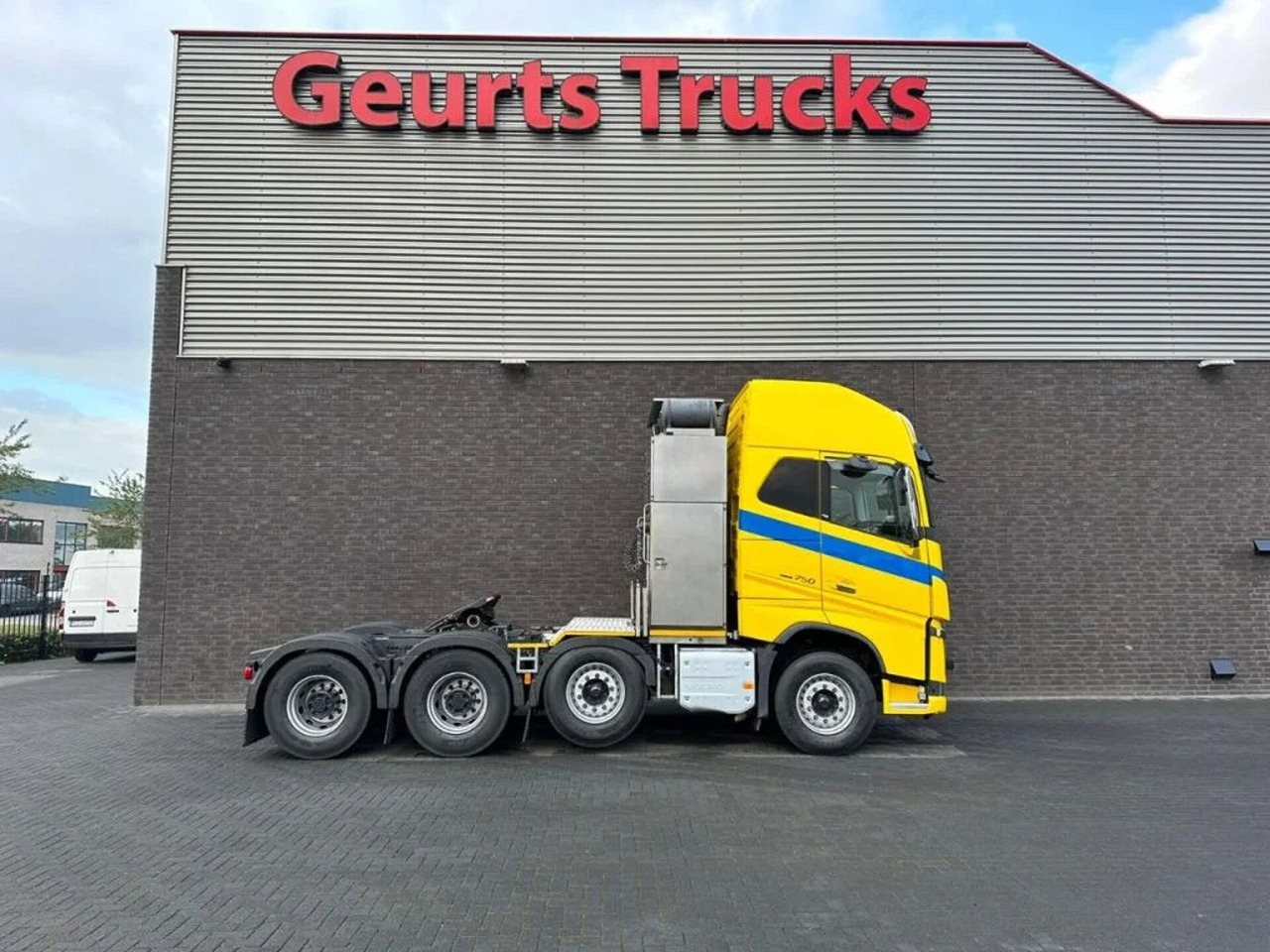 Volvo FH 16.750 8X4 HEAVY DUTY TRACTOR/SZM/TREKKER - Τράκτορας: φωτογραφία 4 Volvo FH 16.750 8X4 HEAVY DUTY TRACTOR/SZM/TREKKER - Τράκτορας: φωτογραφία 4