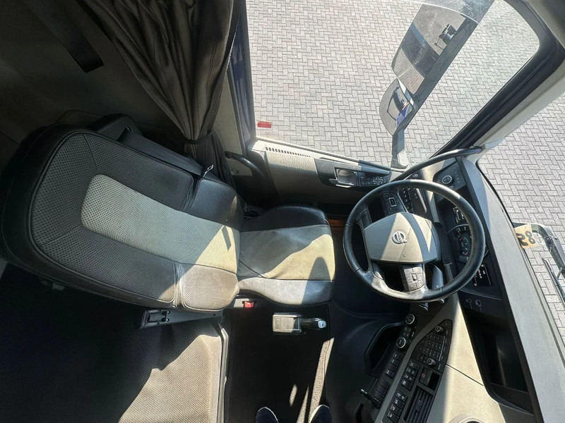 Τράκτορας Volvo FH 540 8X4 TREKKER / BAKWAGEN MET PALFINGER PK135.002 TEC7 + JIB PJ190 KRAAN / KRAN / CRANE / GRUA: φωτογραφία 20