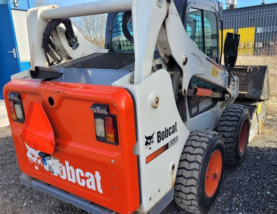 BOBCAT S530 - Φορτωτής πλάγιας ολίσθησης: φωτογραφία 4 BOBCAT S530 - Φορτωτής πλάγιας ολίσθησης: φωτογραφία 4