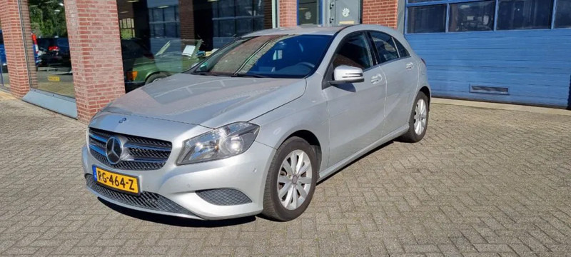 Mercedes-Benz A-Klasse 180 automaat.. 180 automaat - Αυτοκίνητο: φωτογραφία 3 Mercedes-Benz A-Klasse 180 automaat.. 180 automaat - Αυτοκίνητο: φωτογραφία 3
