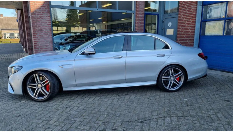 Mercedes-Benz E-Klasse 63 S, 4 Matic AMG..... Premium plus. - Λιμουζίνα/ Sedan: φωτογραφία 5 Mercedes-Benz E-Klasse 63 S, 4 Matic AMG..... Premium plus. - Λιμουζίνα/ Sedan: φωτογραφία 5