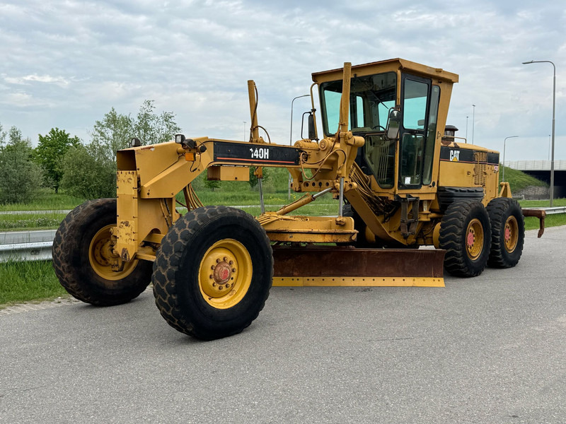 Caterpillar 140H - Γκρέιντερ: φωτογραφία 2 Caterpillar 140H - Γκρέιντερ: φωτογραφία 2