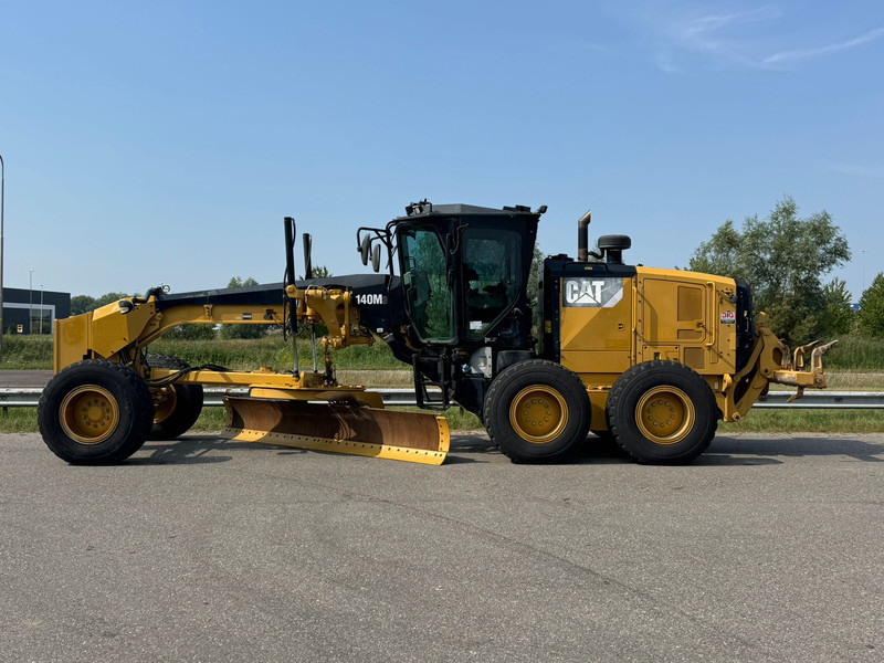Caterpillar 140M3 - Γκρέιντερ: φωτογραφία 1 Caterpillar 140M3 - Γκρέιντερ: φωτογραφία 1