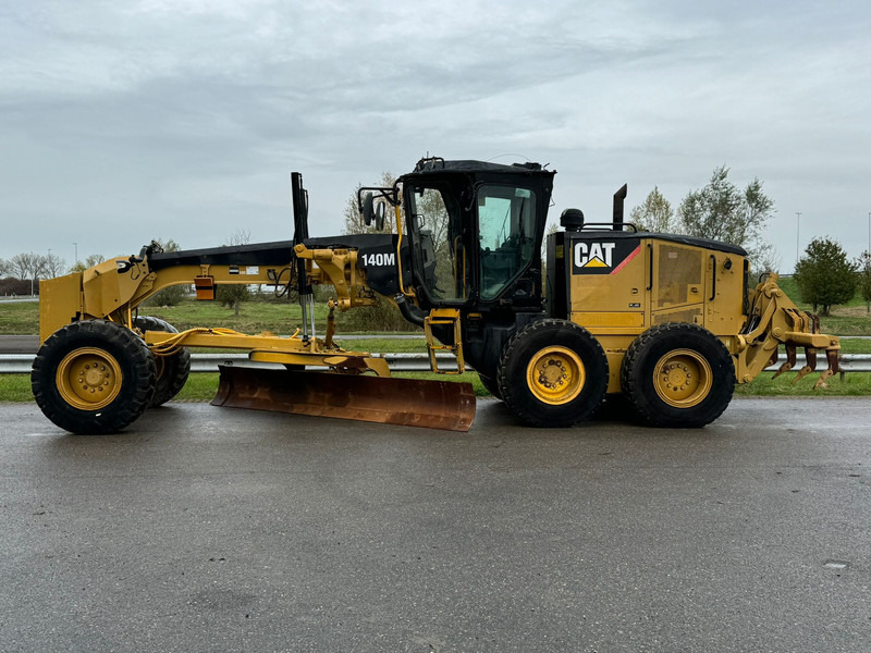 Caterpillar 140M - Γκρέιντερ: φωτογραφία 1 Caterpillar 140M - Γκρέιντερ: φωτογραφία 1