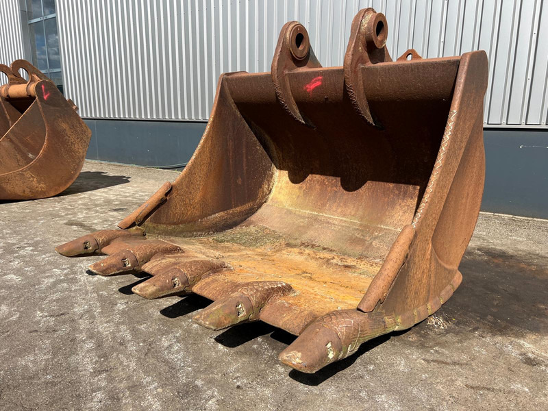 Caterpillar Caterpillar 385 bucket with teeth - Κουβας: φωτογραφία 1 Caterpillar Caterpillar 385 bucket with teeth - Κουβας: φωτογραφία 1