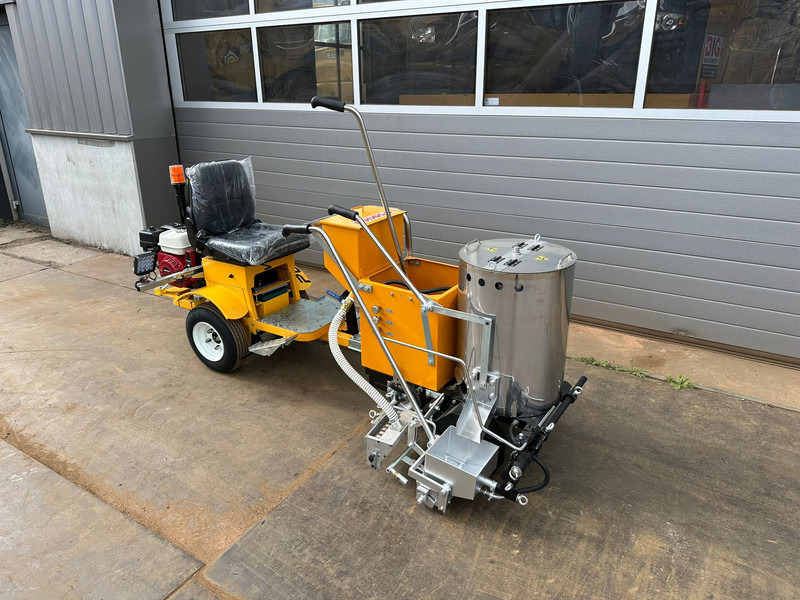 Giga power 860 Road Marking Machine - Μηχανών ασφάλτου: φωτογραφία 5 Giga power 860 Road Marking Machine - Μηχανών ασφάλτου: φωτογραφία 5