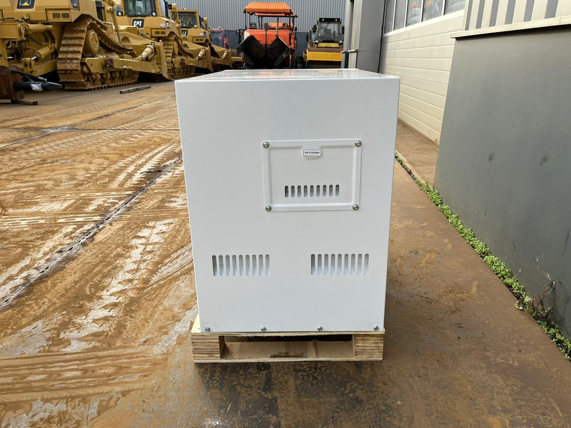 Giga power PLD12000SE 10 kVA silent generator - Βιομηχανική γεννήτρια: φωτογραφία 4 Giga power PLD12000SE 10 kVA silent generator - Βιομηχανική γεννήτρια: φωτογραφία 4