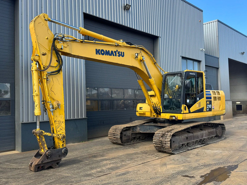 Komatsu PC210LC-10 - Ερπυστριοφόρος εκσκαφέας: φωτογραφία 2 Komatsu PC210LC-10 - Ερπυστριοφόρος εκσκαφέας: φωτογραφία 2