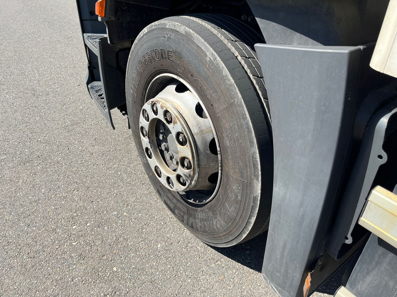 Φορτηγό κόφα MERCEDESBENZ Antos 1836 4x2: φωτογραφία 14