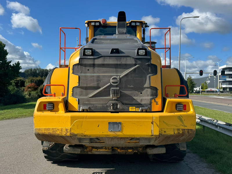 Volvo L220H - Ελαστιχοφόρος φορτωτής: φωτογραφία 4 Volvo L220H - Ελαστιχοφόρος φορτωτής: φωτογραφία 4