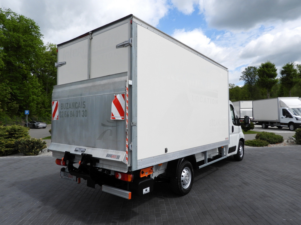 CITROEN JUMPER BOX LIFT 8 PALLETS CRUISE CONTROL NAVIGATION AIR CONDITIONING 165HP - Επαγγελματικό αυτοκίνητο κόφα: φωτογραφία 3 CITROEN JUMPER BOX LIFT 8 PALLETS CRUISE CONTROL NAVIGATION AIR CONDITIONING 165HP - Επαγγελματικό αυτοκίνητο κόφα: φωτογραφία 3