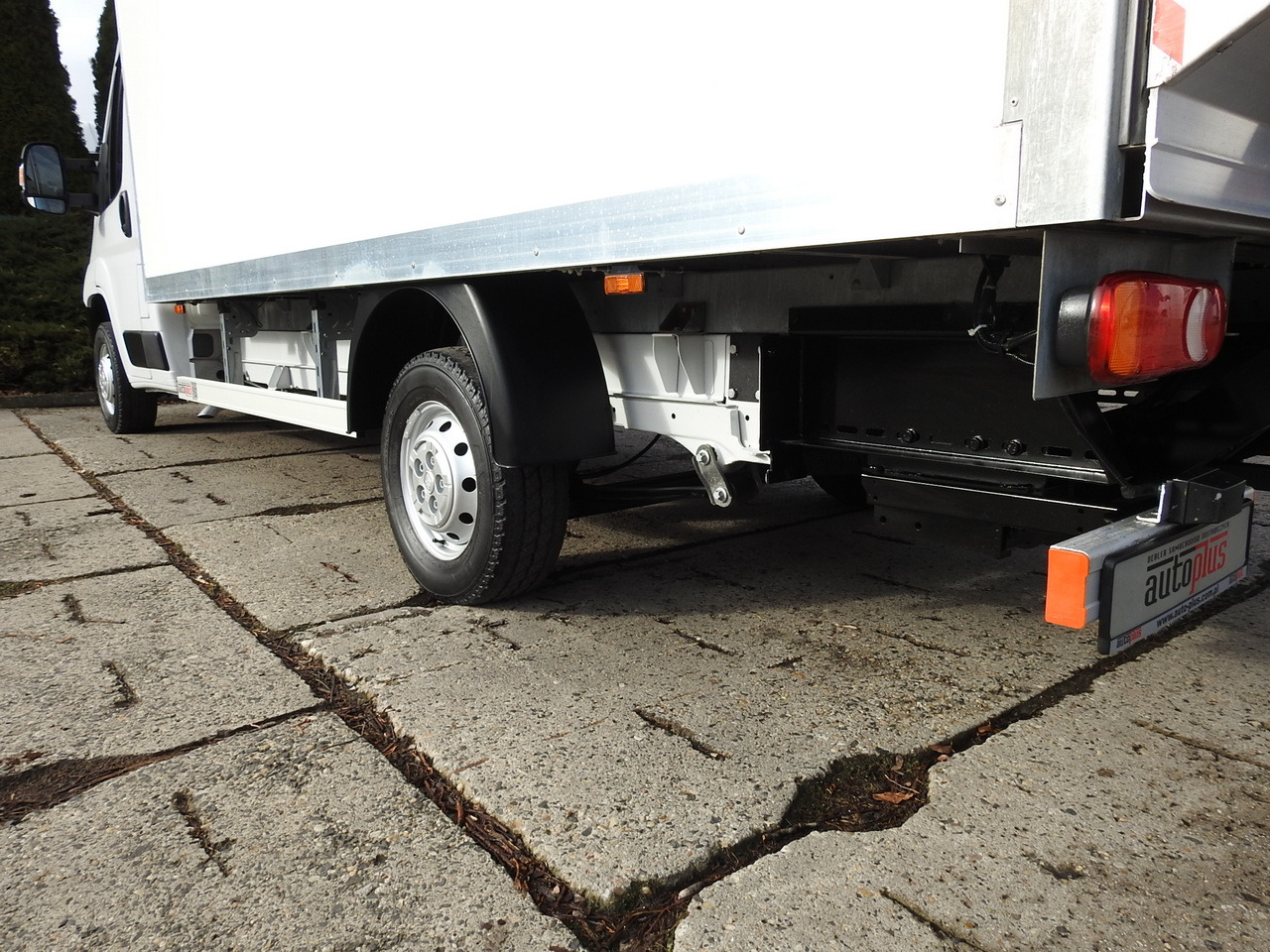 Επαγγελματικό αυτοκίνητο κόφα FIAT DUCATO BOX LIFT 8 PALLETS CRUISE CONTROL NAVIGATION AIR CONDITIONING LED LIGHTS  130HP: φωτογραφία 16