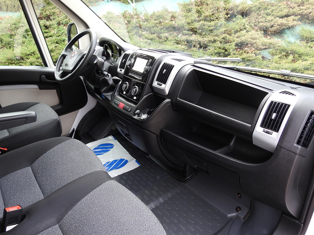 Επαγγελματικό αυτοκίνητο κόφα FIAT DUCATO BOX LIFT 8 PALLETS CRUISE CONTROL NAVIGATION AIR CONDITIONING LED LIGHTS  130HP: φωτογραφία 40