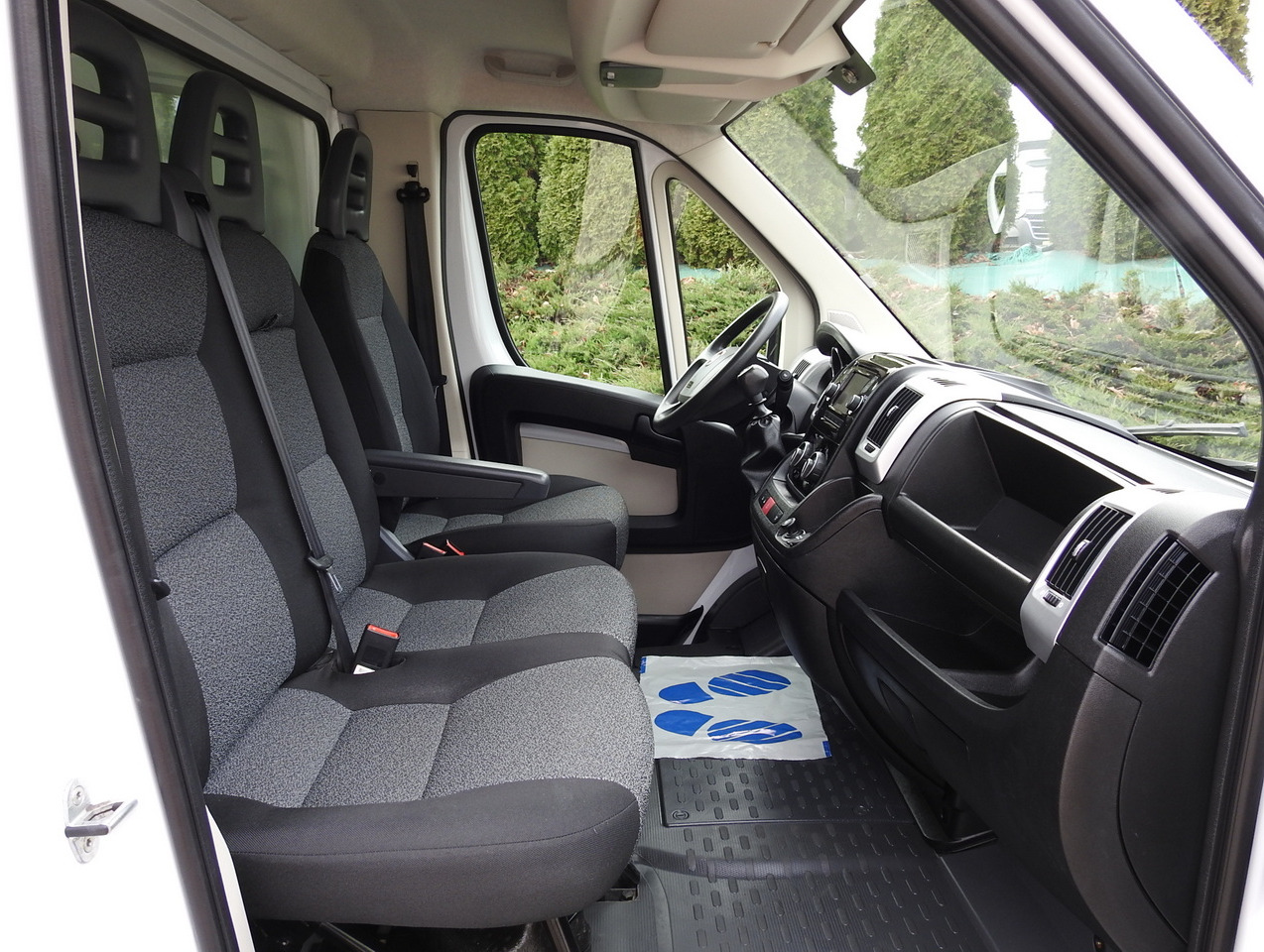 Επαγγελματικό αυτοκίνητο κόφα FIAT DUCATO BOX LIFT 8 PALLETS CRUISE CONTROL NAVIGATION AIR CONDITIONING LED LIGHTS  130HP: φωτογραφία 38