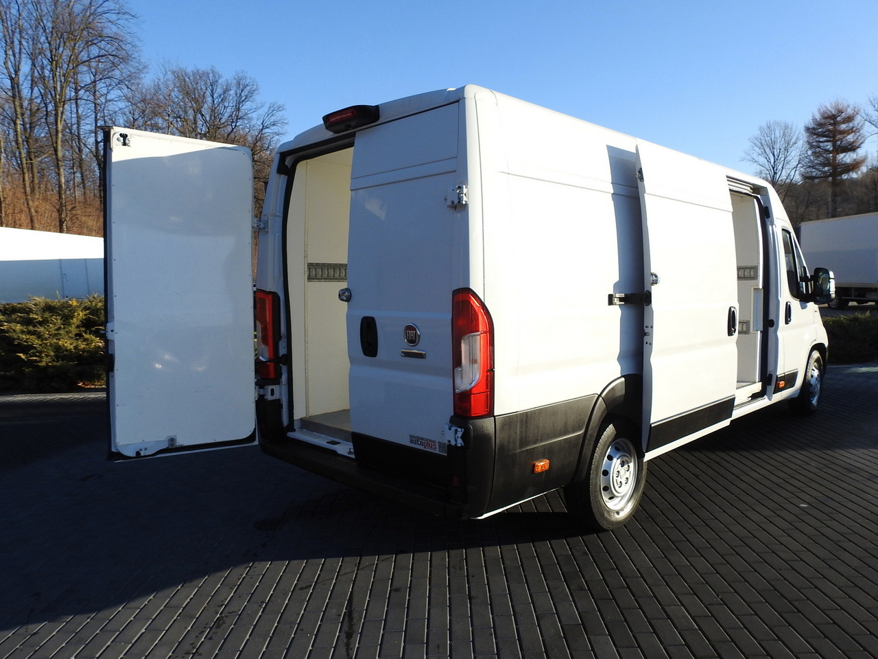 FIAT DUCATO REFRIGERATOR VAN -10*C POWER SUPPLY 230V AIR CONDITIONING 175HP - Επαγγελματικό αυτοκίνητο ψυγείο: φωτογραφία 3 FIAT DUCATO REFRIGERATOR VAN -10*C POWER SUPPLY 230V AIR CONDITIONING 175HP - Επαγγελματικό αυτοκίνητο ψυγείο: φωτογραφία 3