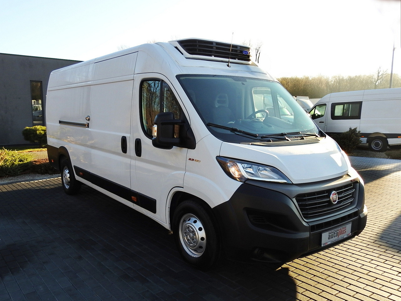 FIAT DUCATO REFRIGERATOR VAN -10*C POWER SUPPLY 230V AIR CONDITIONING 175HP - Επαγγελματικό αυτοκίνητο ψυγείο: φωτογραφία 4 FIAT DUCATO REFRIGERATOR VAN -10*C POWER SUPPLY 230V AIR CONDITIONING 175HP - Επαγγελματικό αυτοκίνητο ψυγείο: φωτογραφία 4