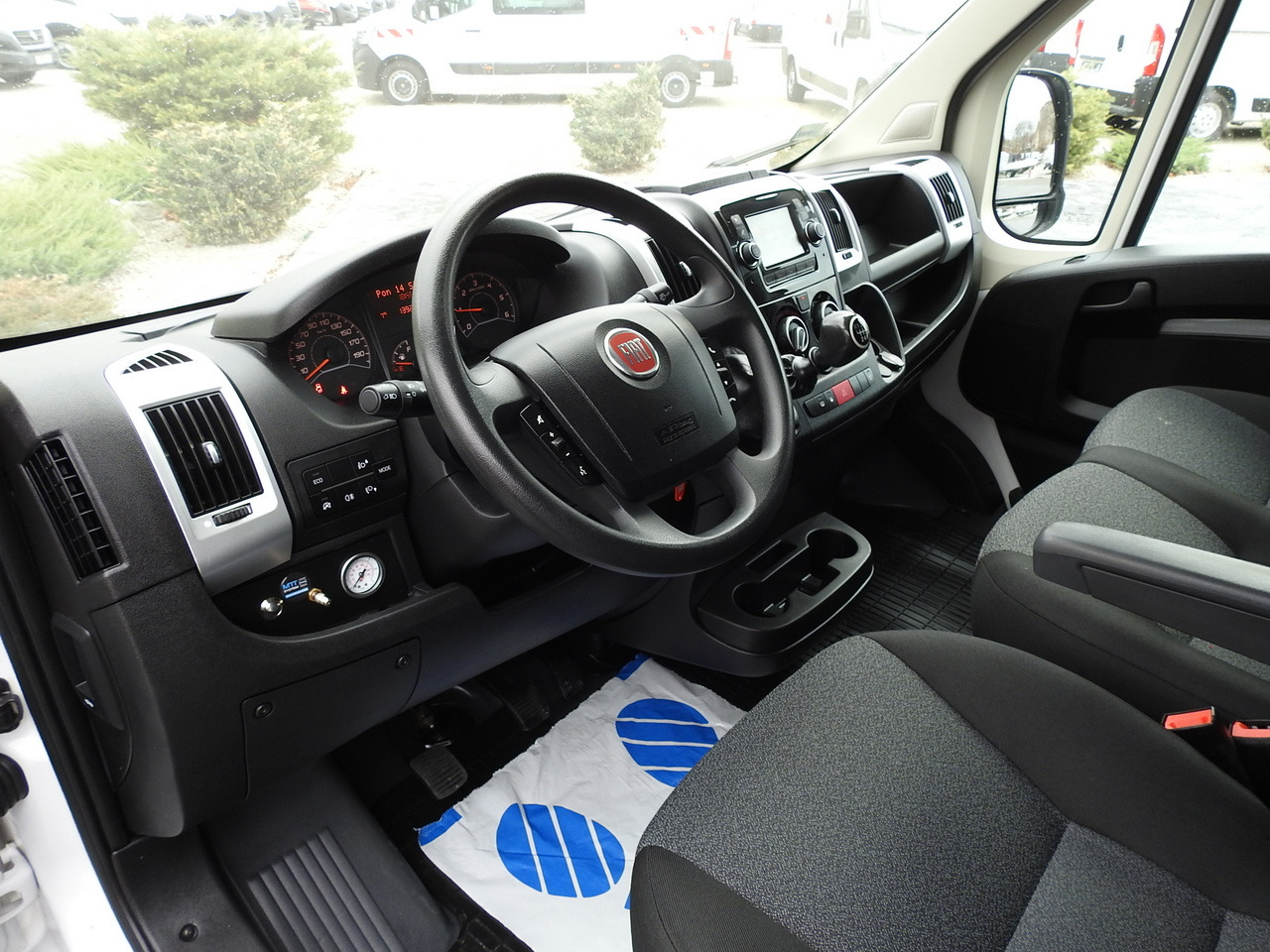 FIAT DUCATO TARPAULIN 10 PALLETS AIR CONDITIONING PNEUMATICS 160HP - Επαγγελματικό αυτοκίνητο με μουσαμά: φωτογραφία 2 FIAT DUCATO TARPAULIN 10 PALLETS AIR CONDITIONING PNEUMATICS 160HP - Επαγγελματικό αυτοκίνητο με μουσαμά: φωτογραφία 2