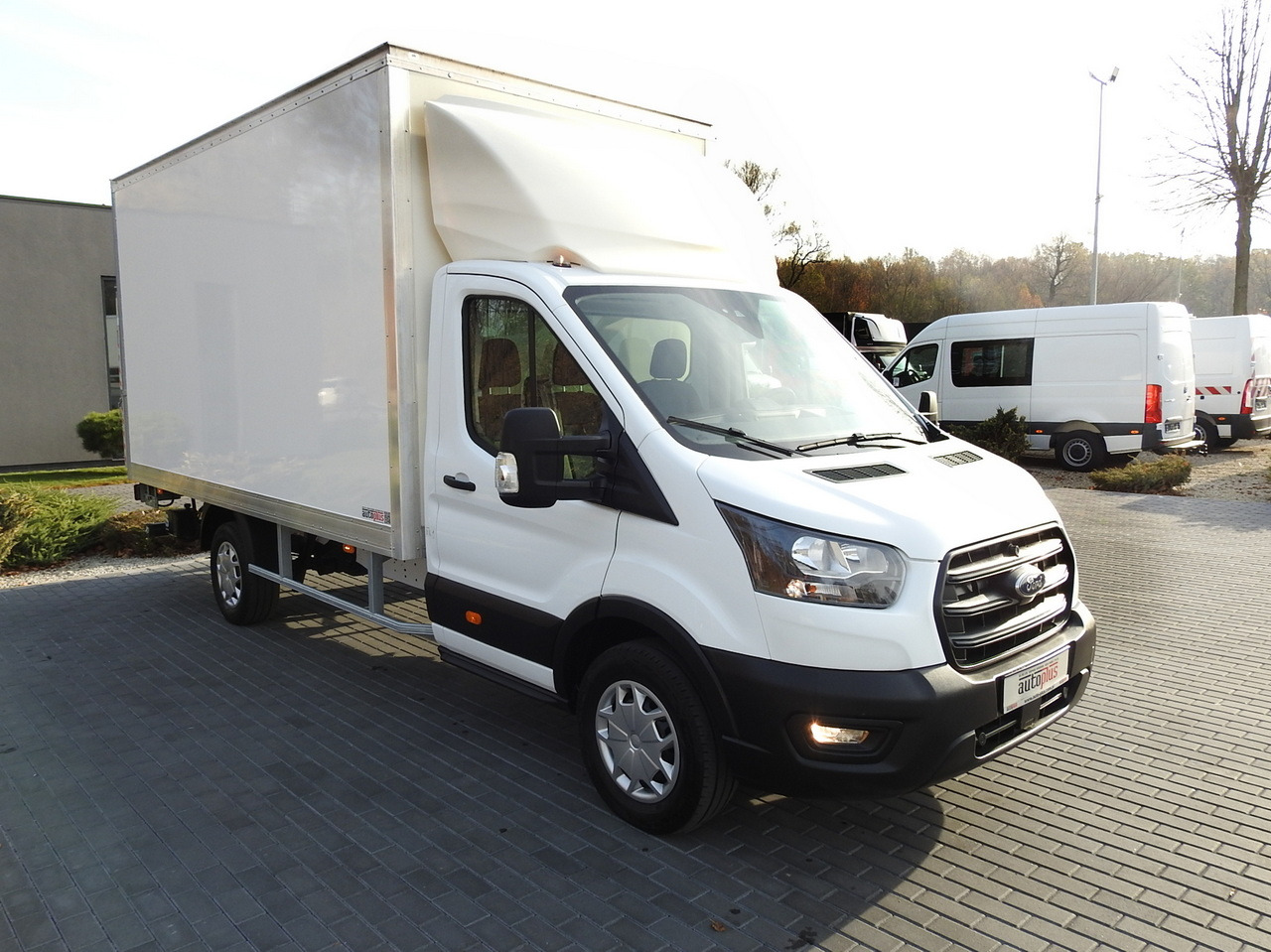 FORD TRANSIT BOX LIFT 8 PALLETS CRUISE CONTROL AIR CONDITIONING 130HP - Επαγγελματικό αυτοκίνητο κόφα: φωτογραφία 4 FORD TRANSIT BOX LIFT 8 PALLETS CRUISE CONTROL AIR CONDITIONING 130HP - Επαγγελματικό αυτοκίνητο κόφα: φωτογραφία 4