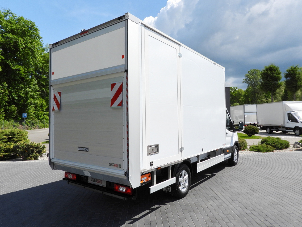 FORD TRANSIT BOX LIFT 8 PALLETS CRUISE CONTROL LED LIGHTS AIR CONDITIONING 130HP - Επαγγελματικό αυτοκίνητο κόφα: φωτογραφία 3 FORD TRANSIT BOX LIFT 8 PALLETS CRUISE CONTROL LED LIGHTS AIR CONDITIONING 130HP - Επαγγελματικό αυτοκίνητο κόφα: φωτογραφία 3