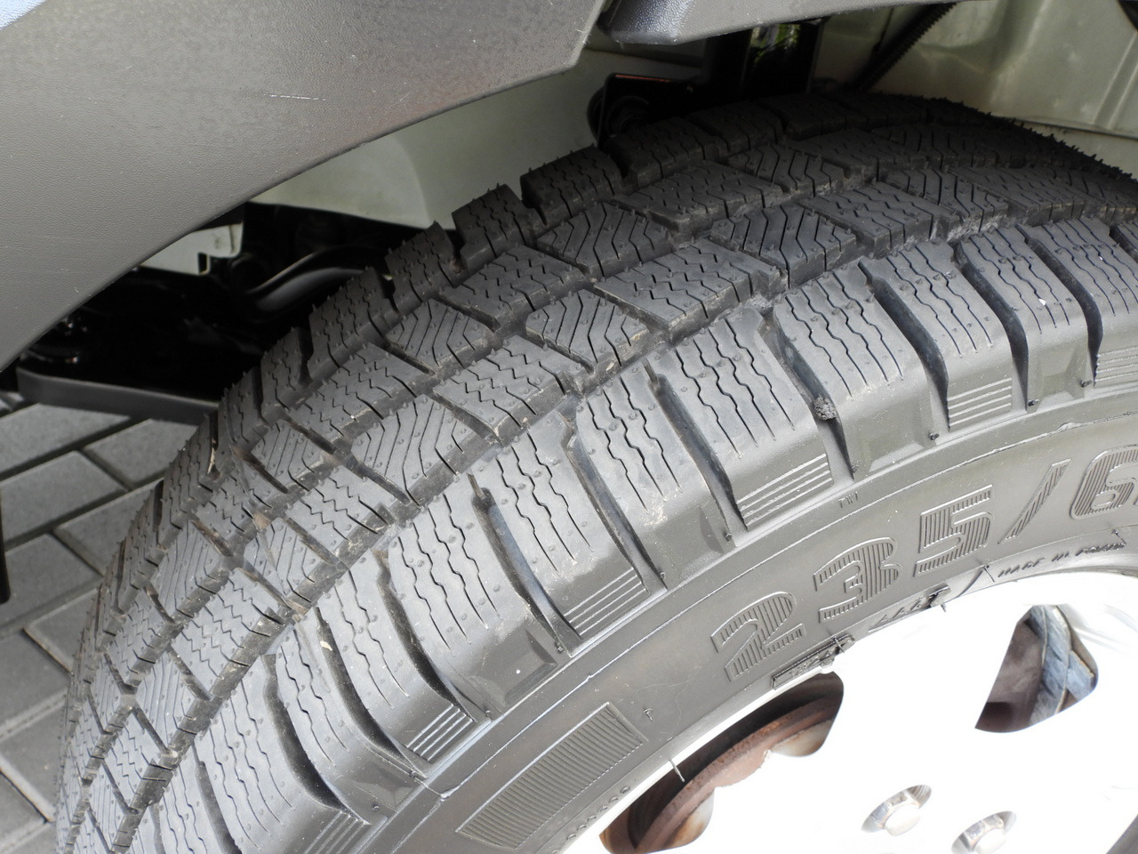 Επαγγελματικό αυτοκίνητο κόφα FORD TRANSIT  BOX LIFT 8 PALLETS CRUISE CONTROL LED LIGHTS AIR CONDITIONING  130HP: φωτογραφία 32