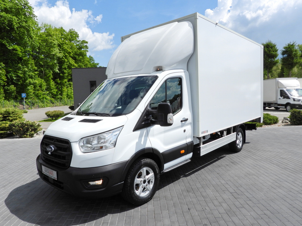 Επαγγελματικό αυτοκίνητο κόφα FORD TRANSIT  BOX LIFT 8 PALLETS CRUISE CONTROL LED LIGHTS AIR CONDITIONING  130HP: φωτογραφία 18