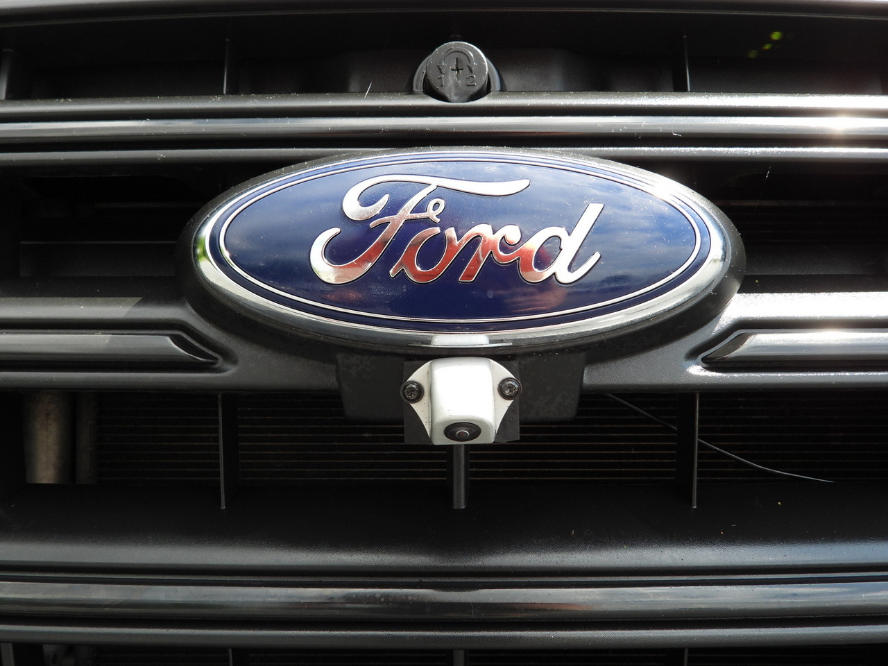 Επαγγελματικό αυτοκίνητο κόφα FORD TRANSIT  BOX LIFT 8 PALLETS CRUISE CONTROL LED LIGHTS AIR CONDITIONING  130HP: φωτογραφία 28