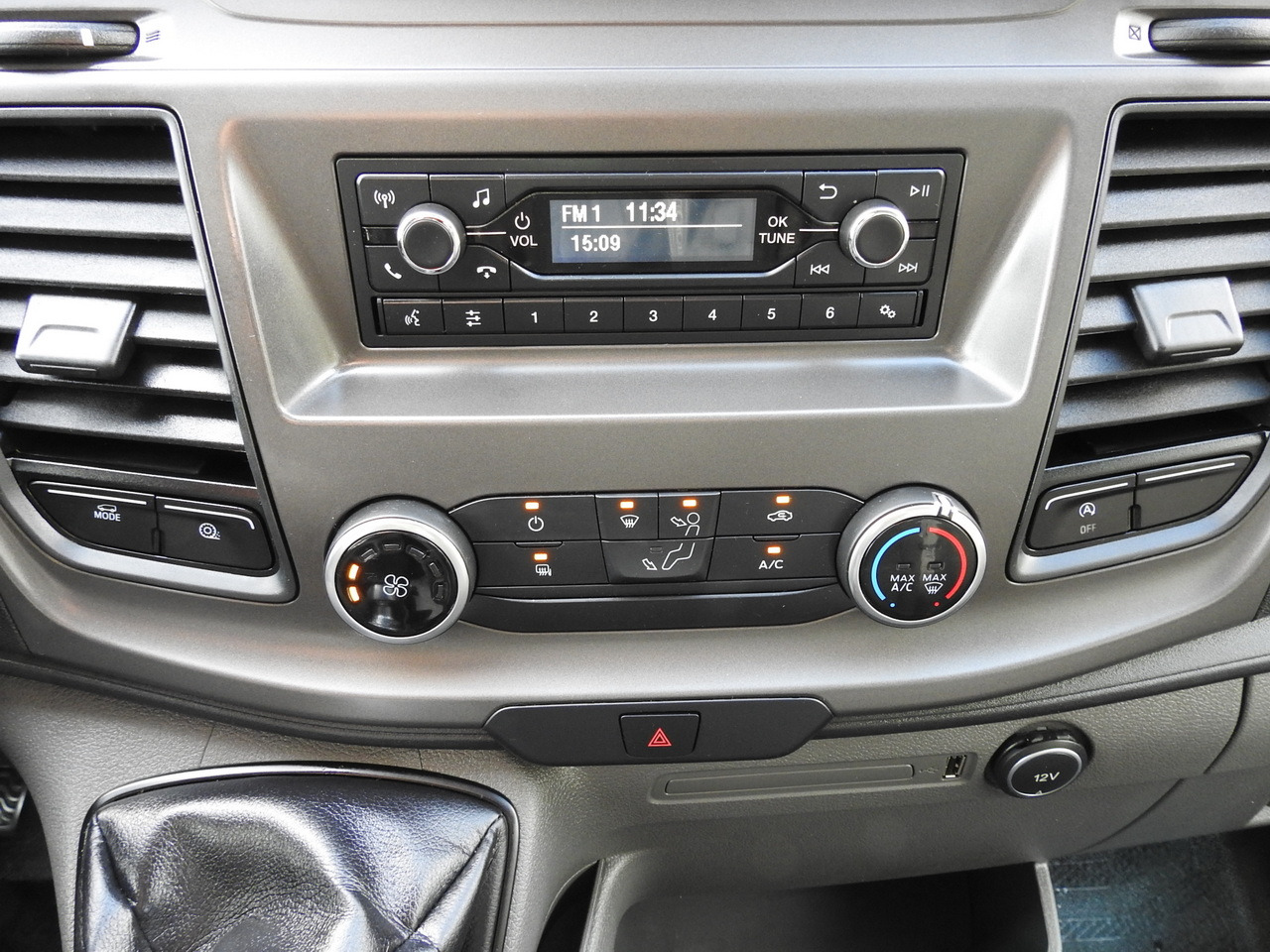 Επαγγελματικό αυτοκίνητο ψυγείο FORD TRANSIT REGRIGERATOR BOX -10*C POWER SUPPLY 230V CRUISE CONTROL AIR CONDITIONING LED LIGHTS PNEUMATICS TWIN WHEELS  130HP: φωτογραφία 40