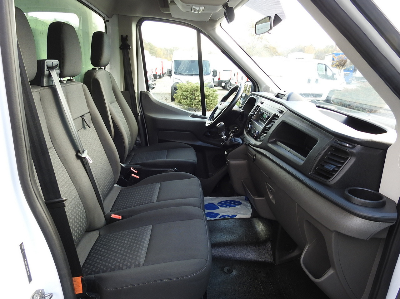 Επαγγελματικό αυτοκίνητο ψυγείο FORD TRANSIT REGRIGERATOR BOX -10*C POWER SUPPLY 230V CRUISE CONTROL AIR CONDITIONING LED LIGHTS PNEUMATICS TWIN WHEELS  130HP: φωτογραφία 45