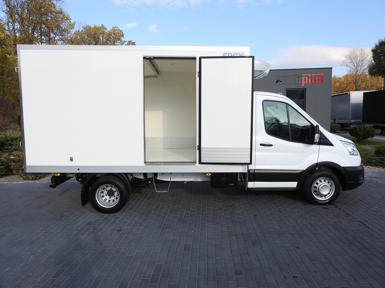 Επαγγελματικό αυτοκίνητο ψυγείο FORD TRANSIT REGRIGERATOR BOX -10*C POWER SUPPLY 230V CRUISE CONTROL AIR CONDITIONING LED LIGHTS PNEUMATICS TWIN WHEELS  130HP: φωτογραφία 8