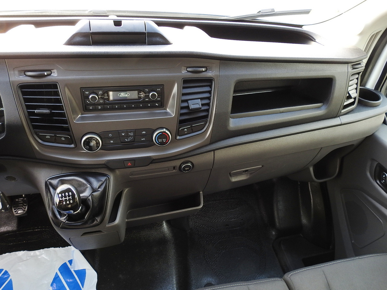 Επαγγελματικό αυτοκίνητο ψυγείο FORD TRANSIT REGRIGERATOR BOX -10*C POWER SUPPLY 230V CRUISE CONTROL AIR CONDITIONING LED LIGHTS PNEUMATICS TWIN WHEELS  130HP: φωτογραφία 38