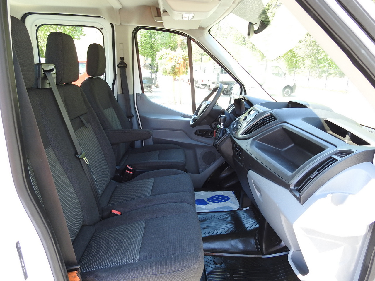 Μικρό φορτηγό με καρότσα FORD TRANSIT STAKE BODY DOUBLE CABIN DOKA 7 SEATS AIR CONDITIONING  130HP: φωτογραφία 30