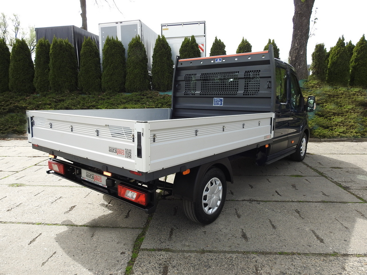 FORD TRANSIT STAKE BODY DOUBLE CABIN DOKA 7 SEATS CRUISE CONTROL AIR CONDITIONING LED LIGHTS 130HP - Μικρό φορτηγό με καρότσα: φωτογραφία 3 FORD TRANSIT STAKE BODY DOUBLE CABIN DOKA 7 SEATS CRUISE CONTROL AIR CONDITIONING LED LIGHTS 130HP - Μικρό φορτηγό με καρότσα: φωτογραφία 3