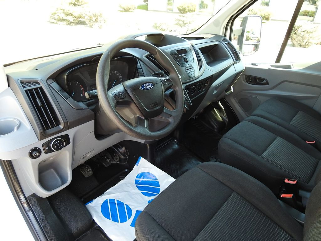 Ford TRANSIT PRITSCHE DOPPELKABINE DOKA 7 SITZE - Μικρό φορτηγό με καρότσα, Διπλοκάμπινο ελαφρύ επαγγελματικό: φωτογραφία 2 Ford TRANSIT PRITSCHE DOPPELKABINE DOKA 7 SITZE - Μικρό φορτηγό με καρότσα, Διπλοκάμπινο ελαφρύ επαγγελματικό: φωτογραφία 2