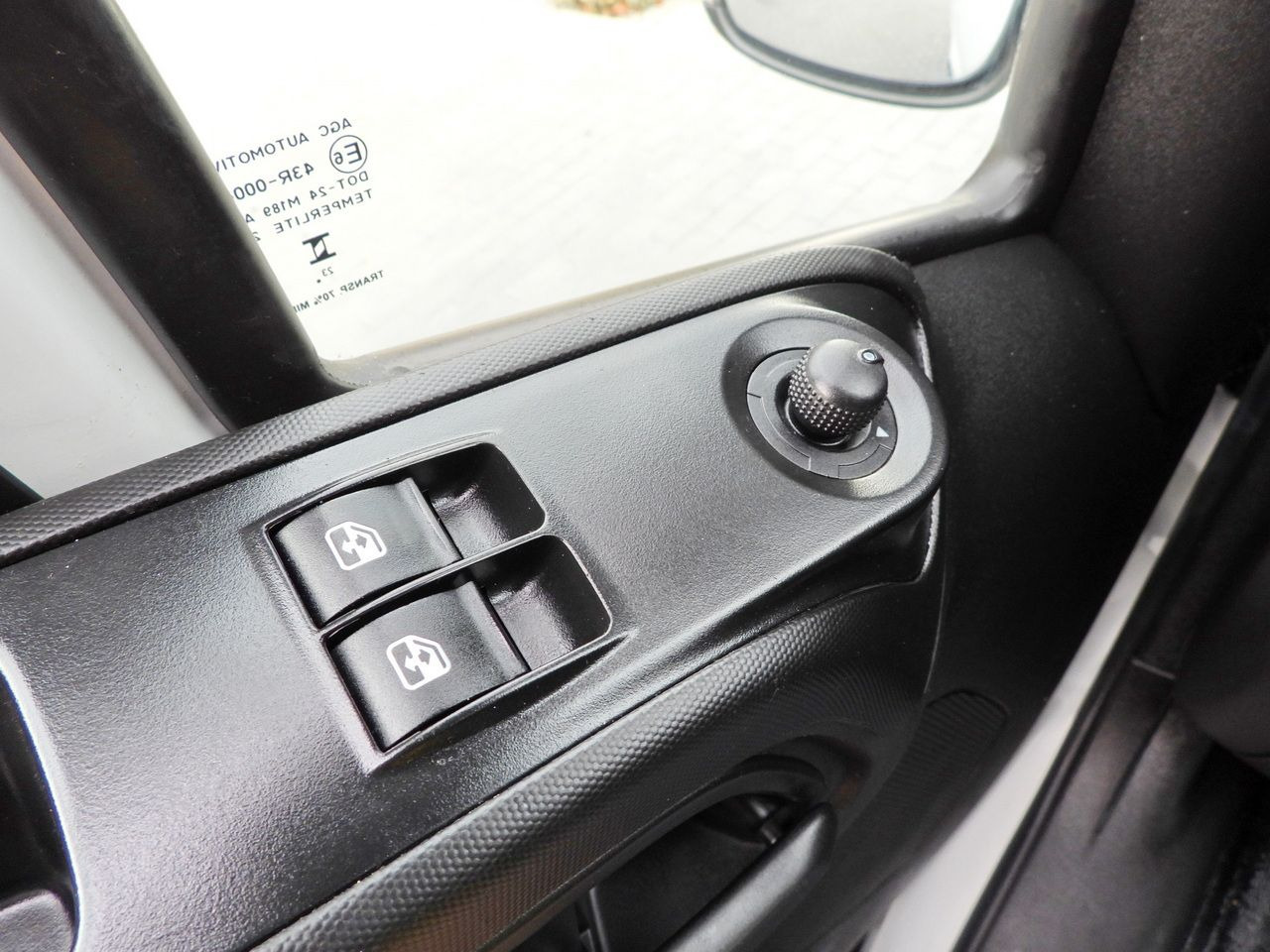 Όχημα με ανατρεπομενη καροτσα IVECO DAILY 35C14 TIPPER CRUISE CONTROL TWIN WHEELS AIR CONDITIONING 140HP: φωτογραφία 26 Όχημα με ανατρεπομενη καροτσα IVECO DAILY 35C14 TIPPER CRUISE CONTROL TWIN WHEELS AIR CONDITIONING 140HP: φωτογραφία 26