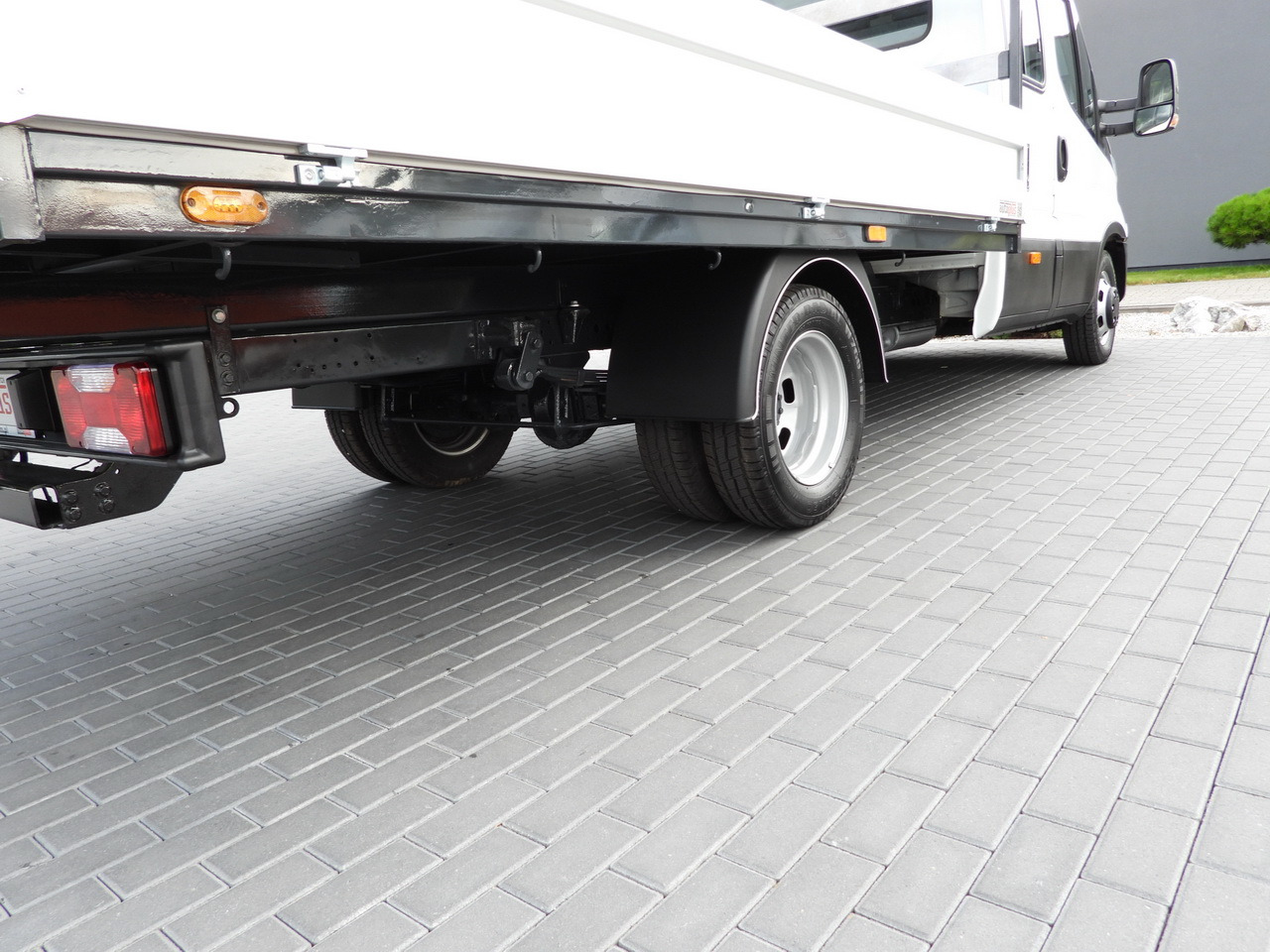 Διπλοκάμπινο ελαφρύ επαγγελματικό IVECO DAILY 35C17 STAKE BODY DOUBLE CABIN DOKA 7 SEATS CRUISE CONTROL TWIN WHEELS AIR CONDITIONING 170HP: φωτογραφία 14 Διπλοκάμπινο ελαφρύ επαγγελματικό IVECO DAILY 35C17 STAKE BODY DOUBLE CABIN DOKA 7 SEATS CRUISE CONTROL TWIN WHEELS AIR CONDITIONING 170HP: φωτογραφία 14