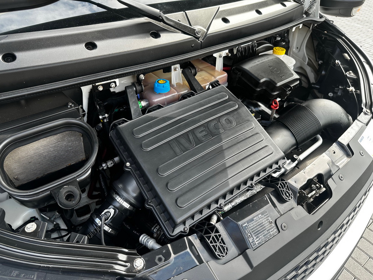 Διπλοκάμπινο ελαφρύ επαγγελματικό IVECO DAILY 35C17 STAKE BODY DOUBLE CABIN DOKA 7 SEATS CRUISE CONTROL TWIN WHEELS AIR CONDITIONING 170HP: φωτογραφία 23 Διπλοκάμπινο ελαφρύ επαγγελματικό IVECO DAILY 35C17 STAKE BODY DOUBLE CABIN DOKA 7 SEATS CRUISE CONTROL TWIN WHEELS AIR CONDITIONING 170HP: φωτογραφία 23