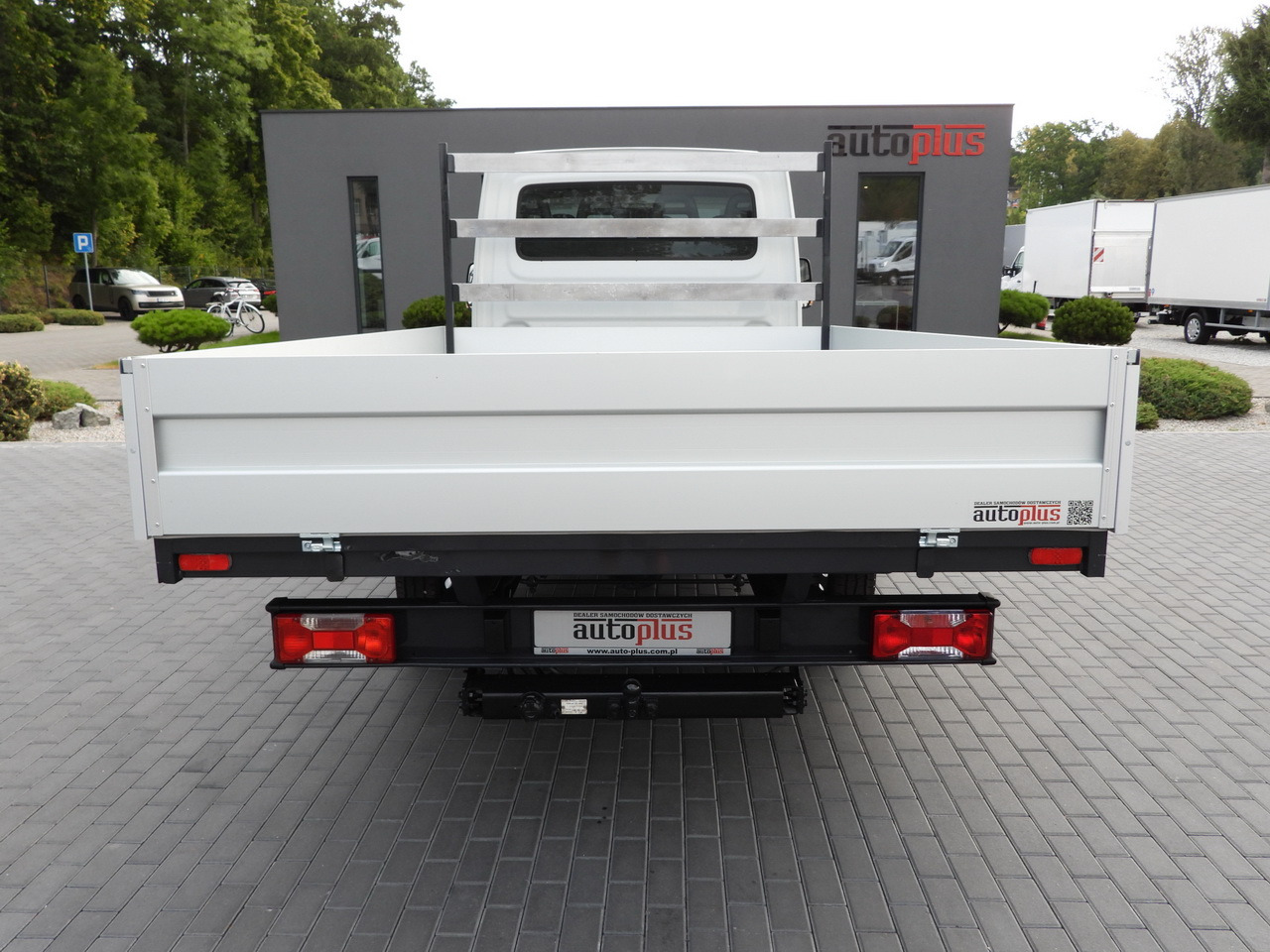 Διπλοκάμπινο ελαφρύ επαγγελματικό IVECO DAILY 35C17 STAKE BODY DOUBLE CABIN DOKA 7 SEATS CRUISE CONTROL TWIN WHEELS AIR CONDITIONING 170HP: φωτογραφία 10 Διπλοκάμπινο ελαφρύ επαγγελματικό IVECO DAILY 35C17 STAKE BODY DOUBLE CABIN DOKA 7 SEATS CRUISE CONTROL TWIN WHEELS AIR CONDITIONING 170HP: φωτογραφία 10