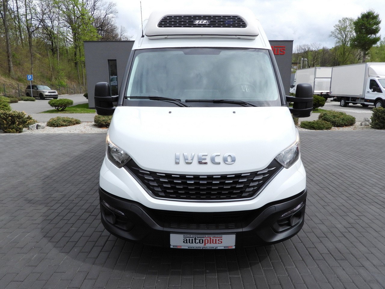 IVECO DAILY 35S14 REFRIGERATOR VAN 0*C POWER SUPPLY 230V CRUISE CONTROL AUTOMATIC TRANSMISSION HI-MATIC AIR CONDITIONING 140HP - Επαγγελματικό αυτοκίνητο ψυγείο: φωτογραφία 5 IVECO DAILY 35S14 REFRIGERATOR VAN 0*C POWER SUPPLY 230V CRUISE CONTROL AUTOMATIC TRANSMISSION HI-MATIC AIR CONDITIONING 140HP - Επαγγελματικό αυτοκίνητο ψυγείο: φωτογραφία 5
