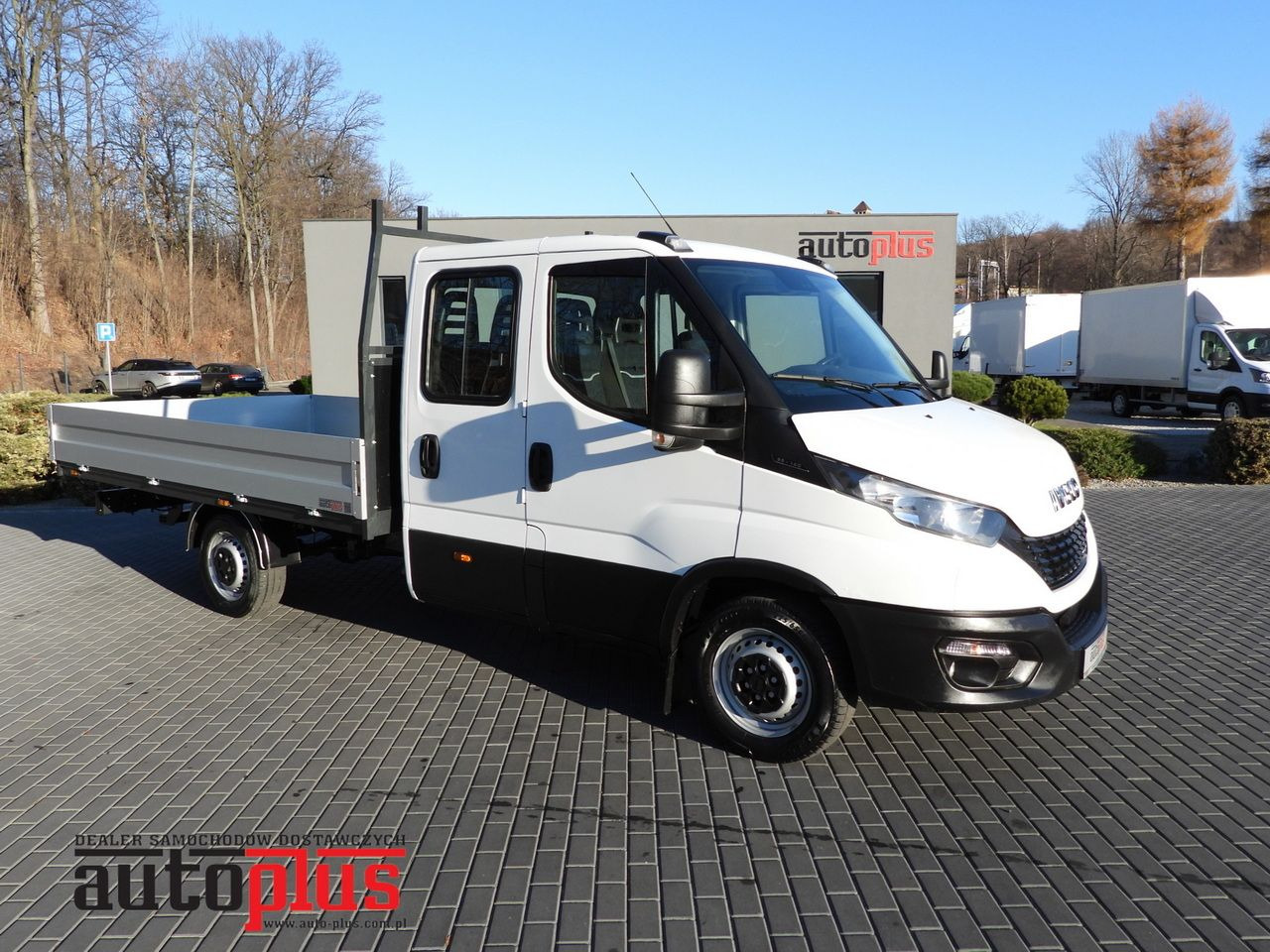 IVECO DAILY 35S14 STAKE BODY DOUBLE CABIN DOKA 7 SEATS CRUISE CONTROL AIR CONDITIONING 140HP - Διπλοκάμπινο ελαφρύ επαγγελματικό: φωτογραφία 1 IVECO DAILY 35S14 STAKE BODY DOUBLE CABIN DOKA 7 SEATS CRUISE CONTROL AIR CONDITIONING 140HP - Διπλοκάμπινο ελαφρύ επαγγελματικό: φωτογραφία 1