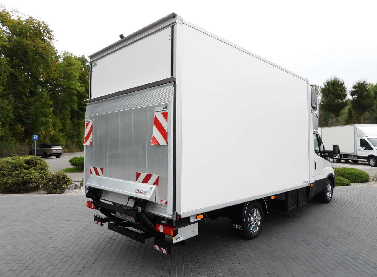 IVECO DAILY 35S18 BOX HI-MATIC LIFT 8 PALLETS CRUISE CONTROL NAVIGATION LED LIGHTS PNEUMATICS AUTOMATIC TRANSMISSION HI-MATIC AIR CONDITIONING 180HP - Επαγγελματικό αυτοκίνητο κόφα: φωτογραφία 3 IVECO DAILY 35S18 BOX HI-MATIC LIFT 8 PALLETS CRUISE CONTROL NAVIGATION LED LIGHTS PNEUMATICS AUTOMATIC TRANSMISSION HI-MATIC AIR CONDITIONING 180HP - Επαγγελματικό αυτοκίνητο κόφα: φωτογραφία 3