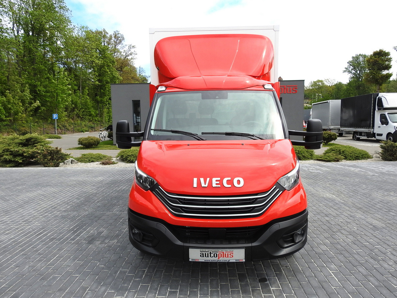 IVECO DAILY 35S18 NEW BOX 10 PALLETS CRUISE CONTROL NAVIGATION AIR CONDITIONING LED LIGHTS GUARANTEE 180HP - Επαγγελματικό αυτοκίνητο κόφα: φωτογραφία 5 IVECO DAILY 35S18 NEW BOX 10 PALLETS CRUISE CONTROL NAVIGATION AIR CONDITIONING LED LIGHTS GUARANTEE 180HP - Επαγγελματικό αυτοκίνητο κόφα: φωτογραφία 5