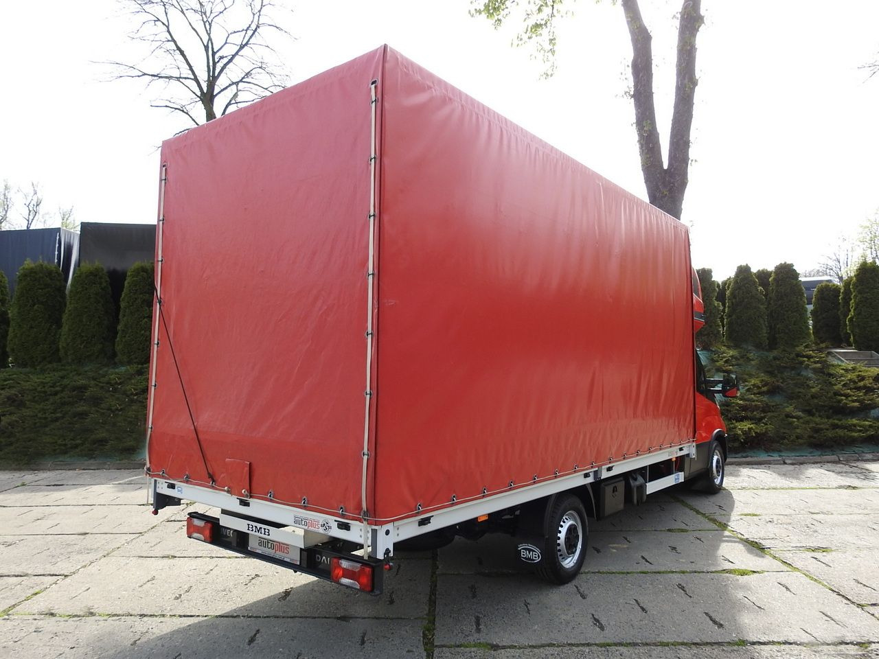 IVECO DAILY 35S18 TARPAULIN 10 PALLETS WEBASTO CRUISE CONTROL LED LIGHTS AIR CONDITIONING 180HP - Επαγγελματικό αυτοκίνητο με μουσαμά: φωτογραφία 3 IVECO DAILY 35S18 TARPAULIN 10 PALLETS WEBASTO CRUISE CONTROL LED LIGHTS AIR CONDITIONING 180HP - Επαγγελματικό αυτοκίνητο με μουσαμά: φωτογραφία 3