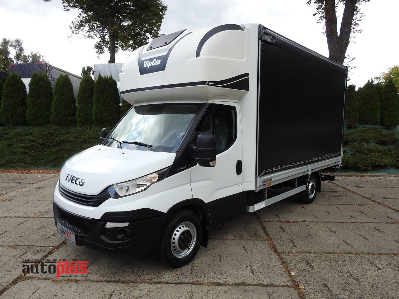 IVECO DAILY 35S18 TARPAULIN LIFT 8 PALLETS CRUISE CONTROL AIR CONDITIONING 180HP - Επαγγελματικό αυτοκίνητο με μουσαμά: φωτογραφία 1 IVECO DAILY 35S18 TARPAULIN LIFT 8 PALLETS CRUISE CONTROL AIR CONDITIONING 180HP - Επαγγελματικό αυτοκίνητο με μουσαμά: φωτογραφία 1