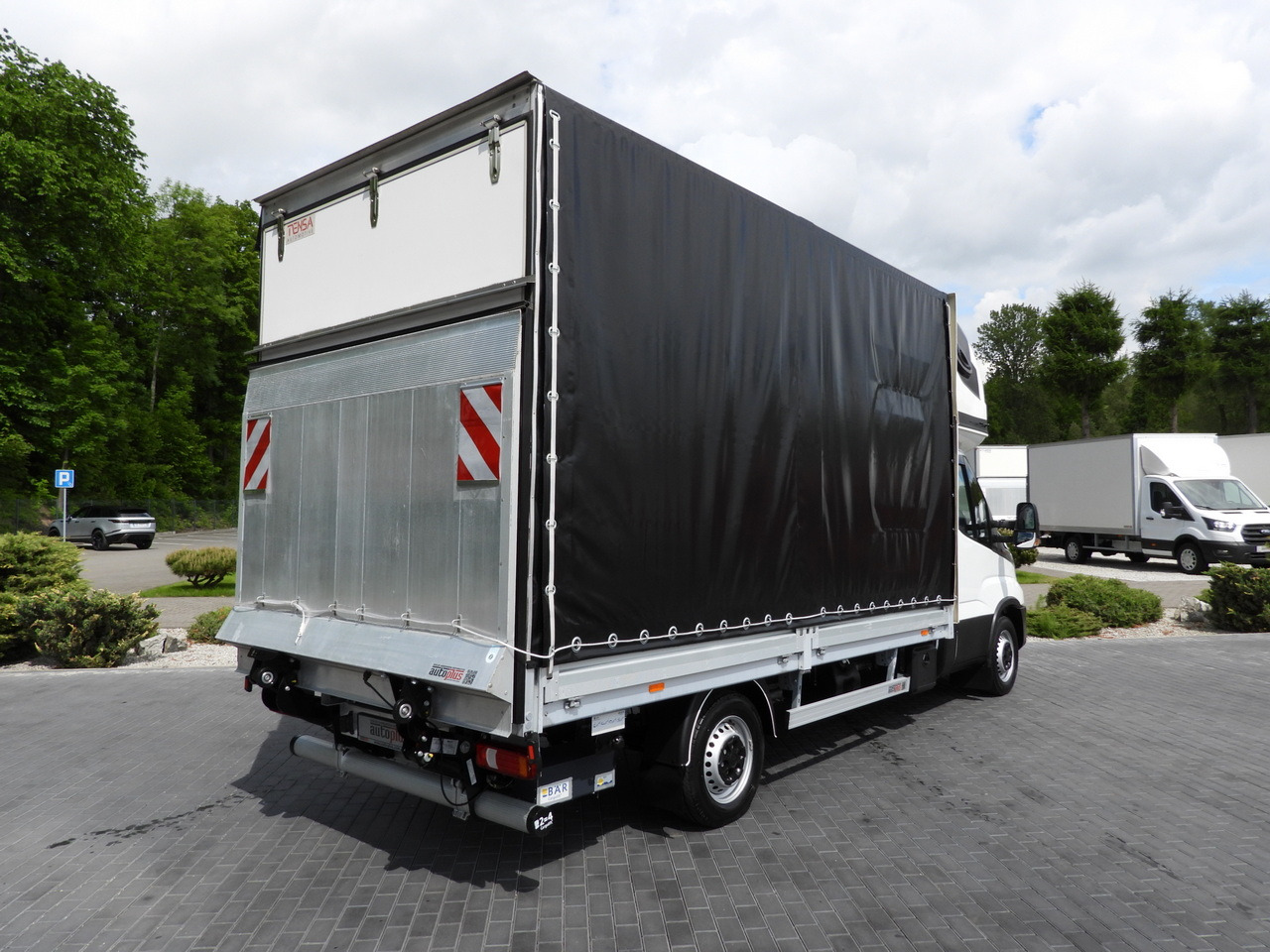 IVECO DAILY 35S18 TARPAULIN LIFT 8 PALLETS WEBASTO CRUISE CONTROL AIR CONDITIONING 180HP - Επαγγελματικό αυτοκίνητο με μουσαμά: φωτογραφία 3 IVECO DAILY 35S18 TARPAULIN LIFT 8 PALLETS WEBASTO CRUISE CONTROL AIR CONDITIONING 180HP - Επαγγελματικό αυτοκίνητο με μουσαμά: φωτογραφία 3