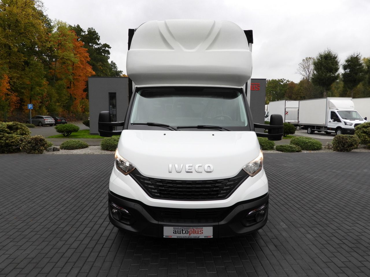 IVECO DAILY 35S18 TARPAULIN LIFT 8 PALLETS WEBASTO CRUISE CONTROL AIR CONDITIONING 180HP - Επαγγελματικό αυτοκίνητο με μουσαμά: φωτογραφία 5 IVECO DAILY 35S18 TARPAULIN LIFT 8 PALLETS WEBASTO CRUISE CONTROL AIR CONDITIONING 180HP - Επαγγελματικό αυτοκίνητο με μουσαμά: φωτογραφία 5